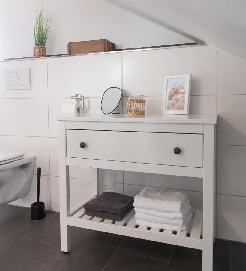 Fuldaliebe - Stadtnahe Moderne Ferienwohnung In フルダ エクステリア 写真