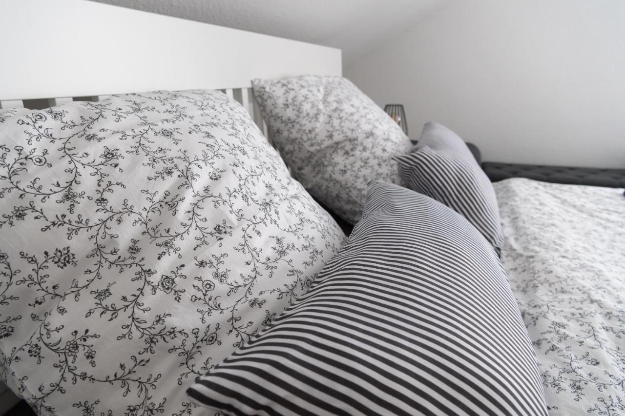 Fuldaliebe - Stadtnahe Moderne Ferienwohnung In フルダ エクステリア 写真